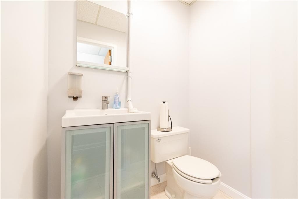 250 Wampanoag Trail UNIT 303 photo 11