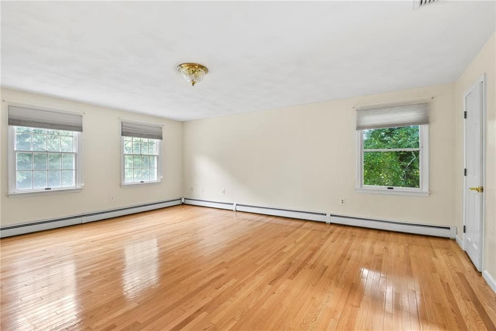 2360 Middle Road photo 28