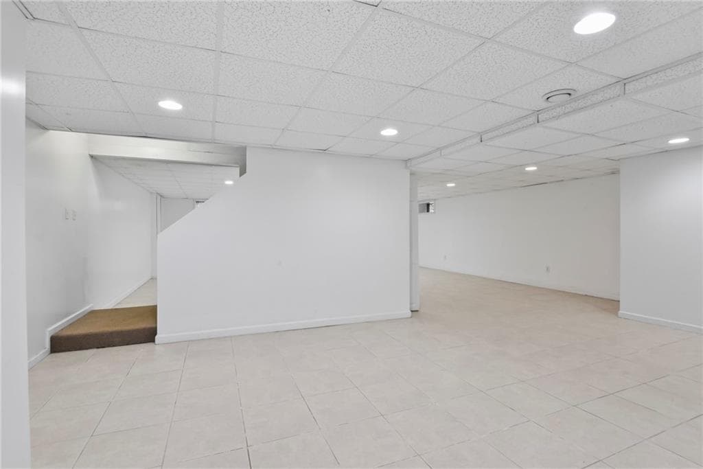 2360 Middle Road photo 40