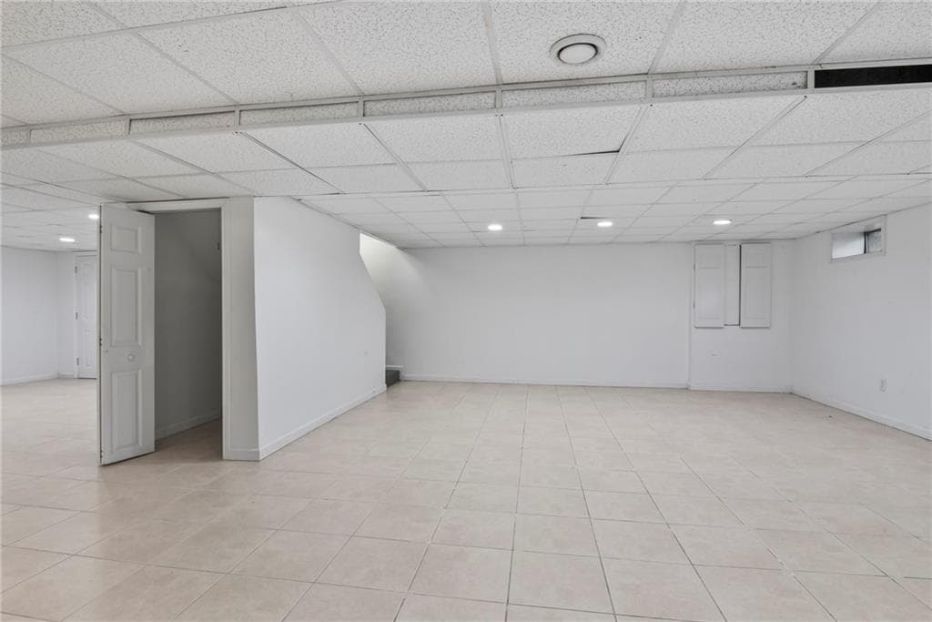 2360 Middle Road photo 39