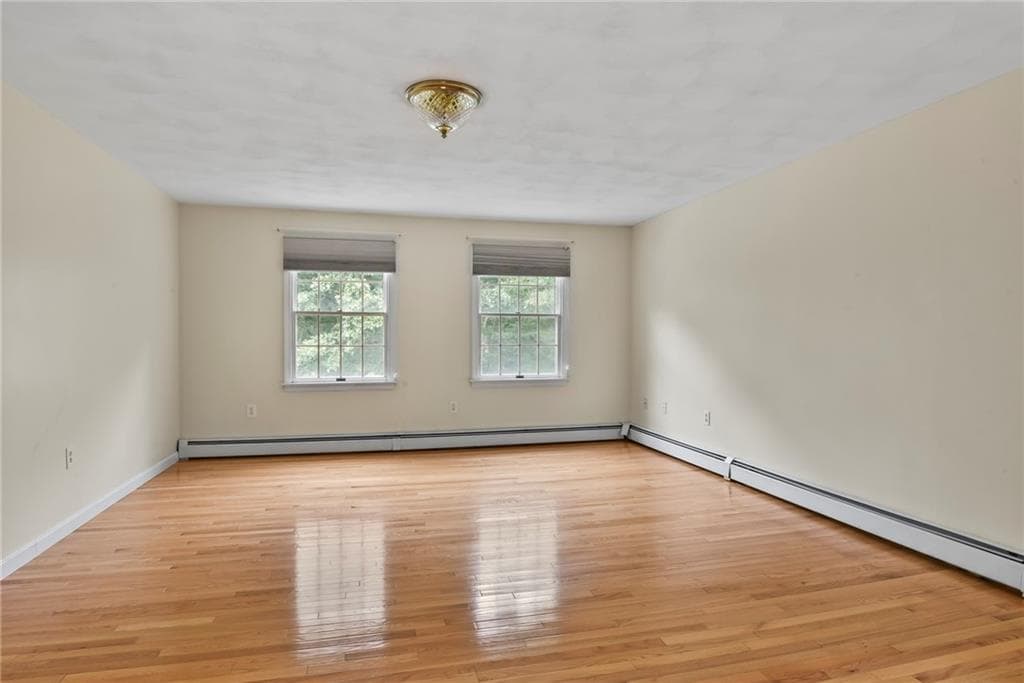 2360 Middle Road photo 29