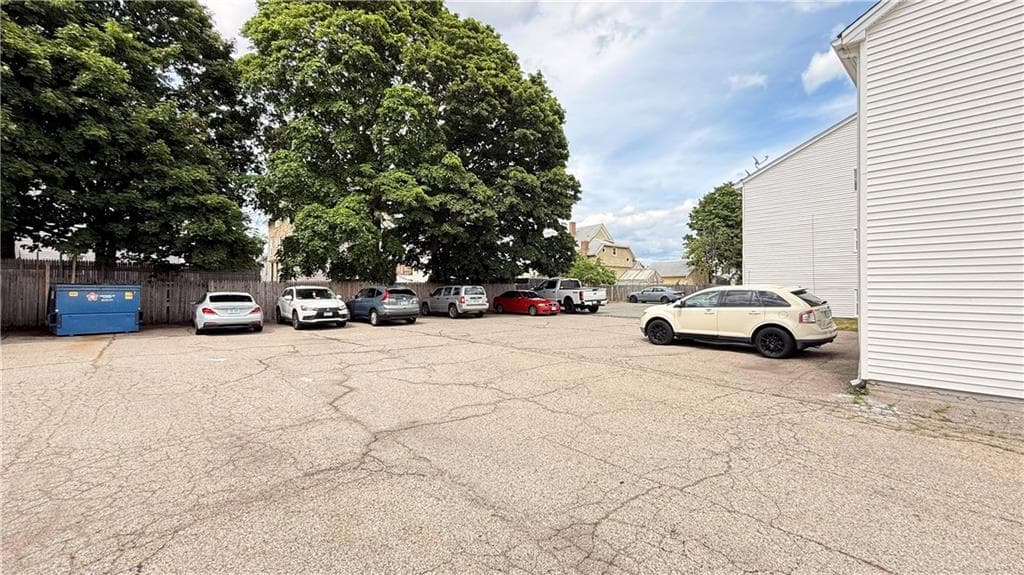 10 26 Saratoga Avenue photo 3