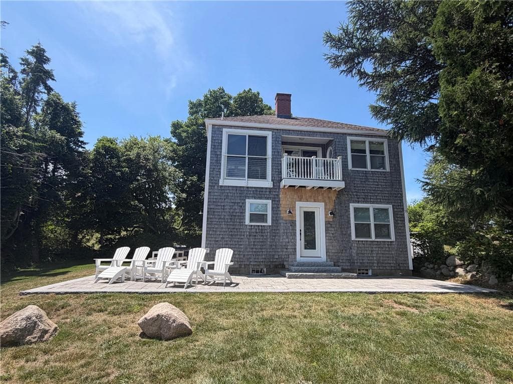 907 Coast Guard Road