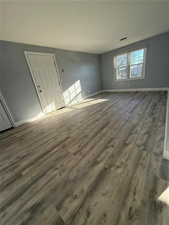 10 26 Saratoga Avenue photo 27