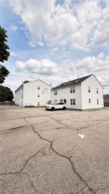 10 26 Saratoga Avenue photo 4