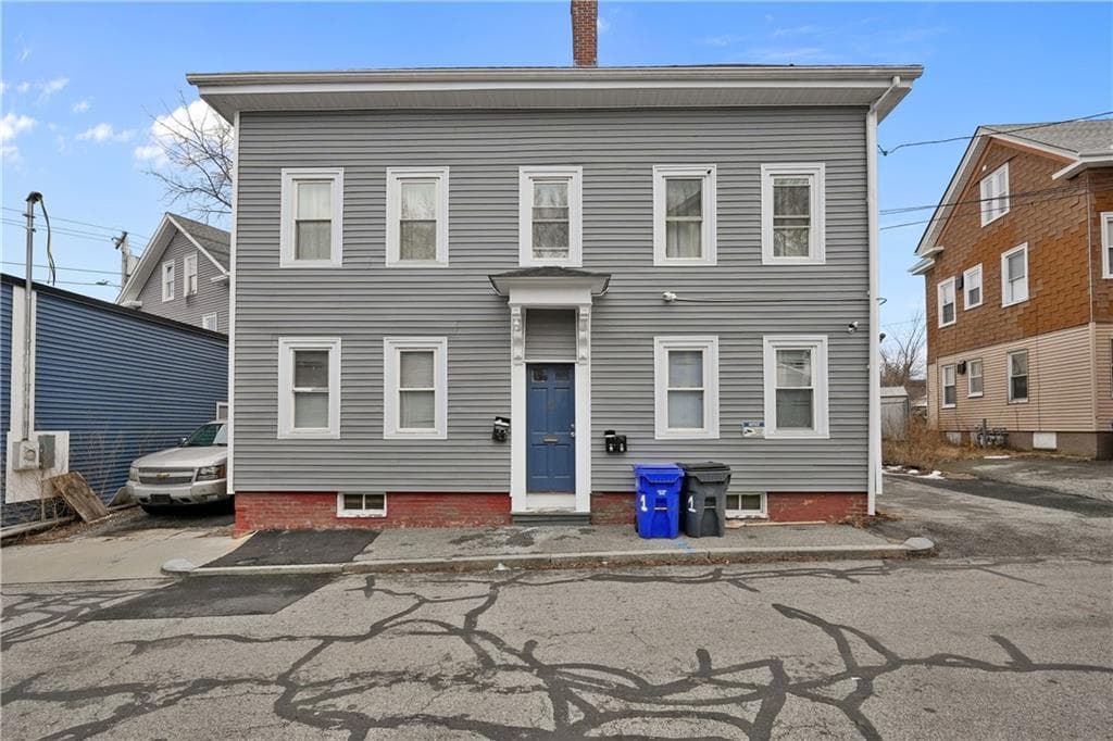 2 Young Avenue