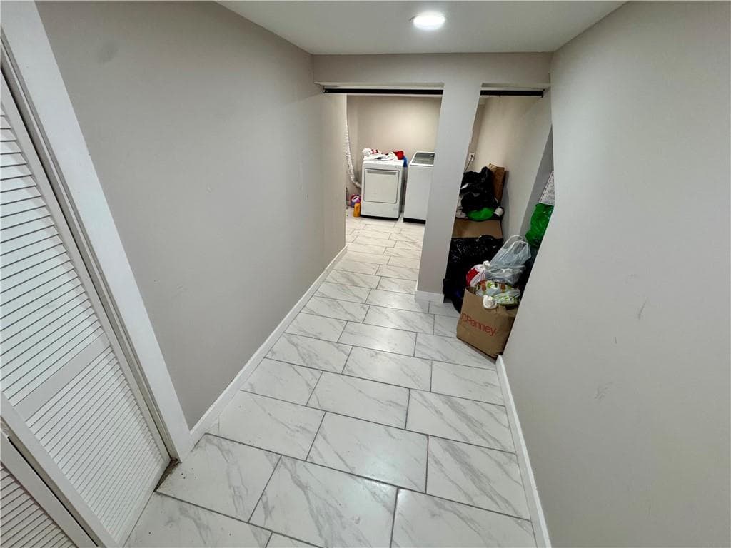 179 JORDAN Avenue photo 11