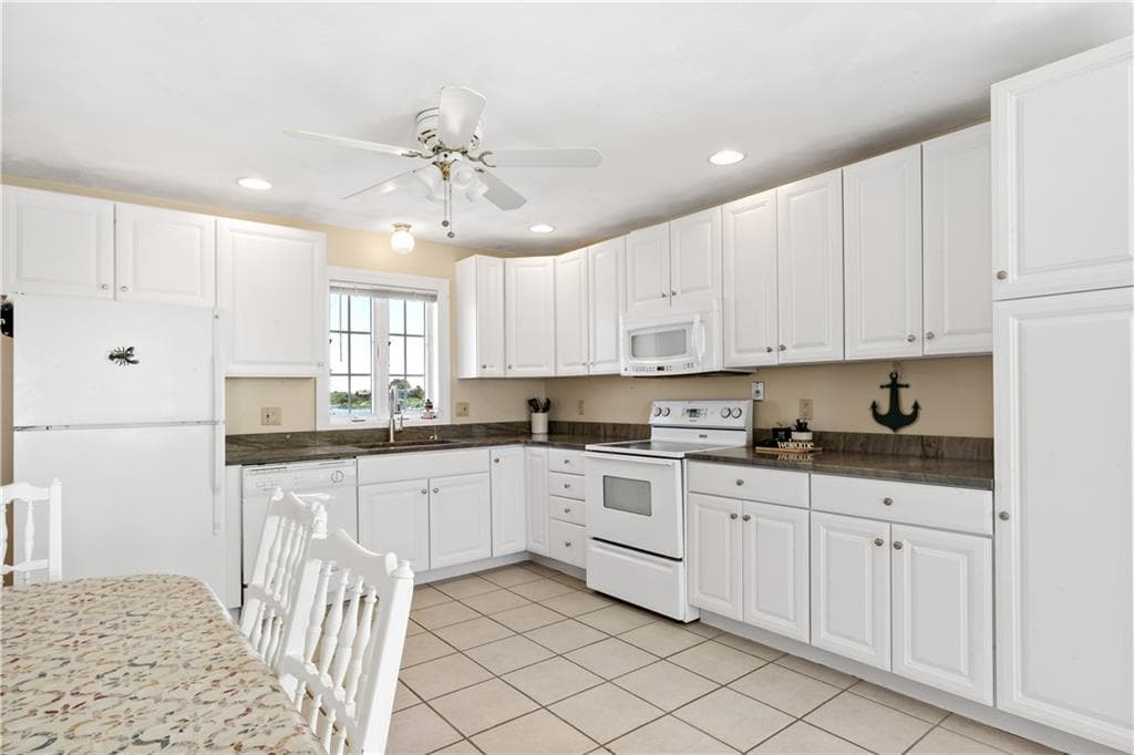 980 Matunuck Beach Road photo 17