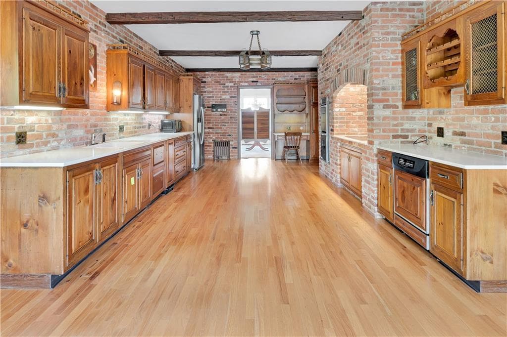 7 Jenckes Court photo 10