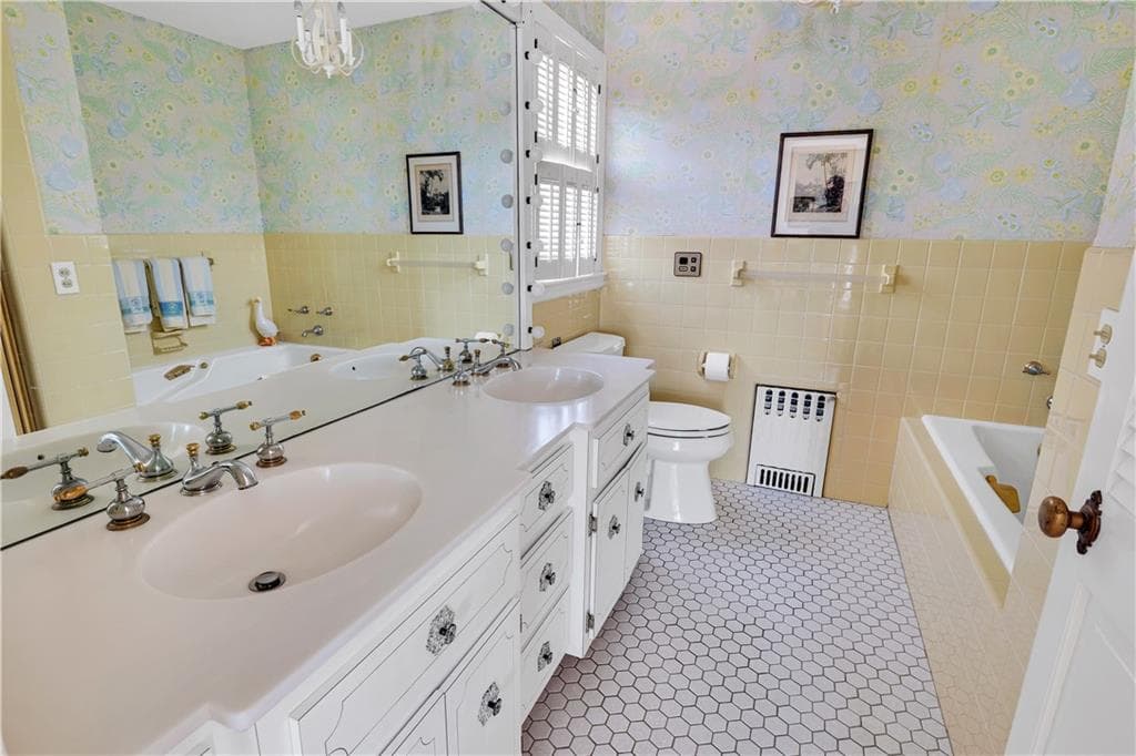 7 Jenckes Court photo 35