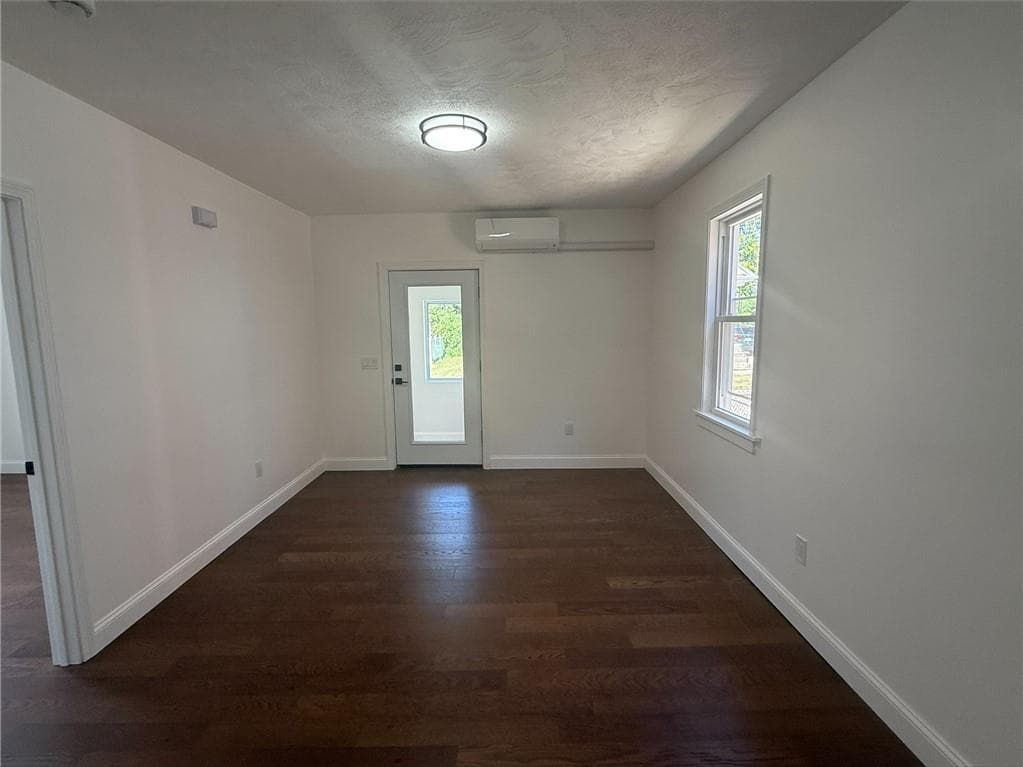 Single Family Residence at 17 Middleton Street, Providence, photo 6 of 14