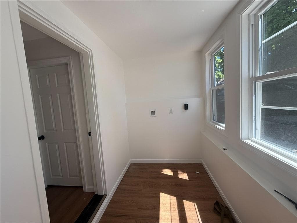 Single Family Residence at 17 Middleton Street, Providence, photo 7 of 14