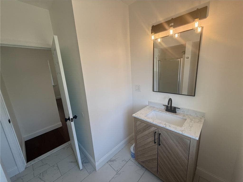 Single Family Residence at 17 Middleton Street, Providence, photo 9 of 14