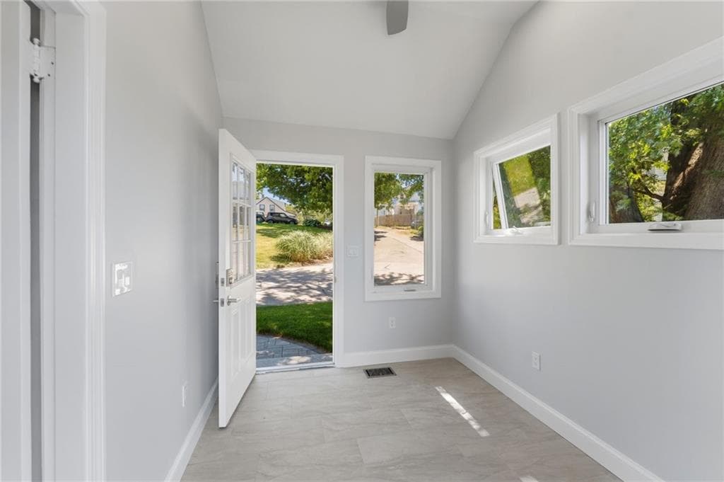 197 Grand View Drive photo 16