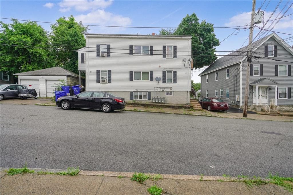 39 Highland Street
