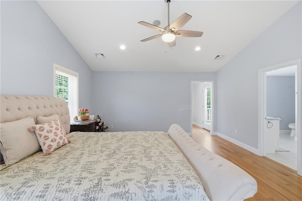 10 Stirling Drive photo 18