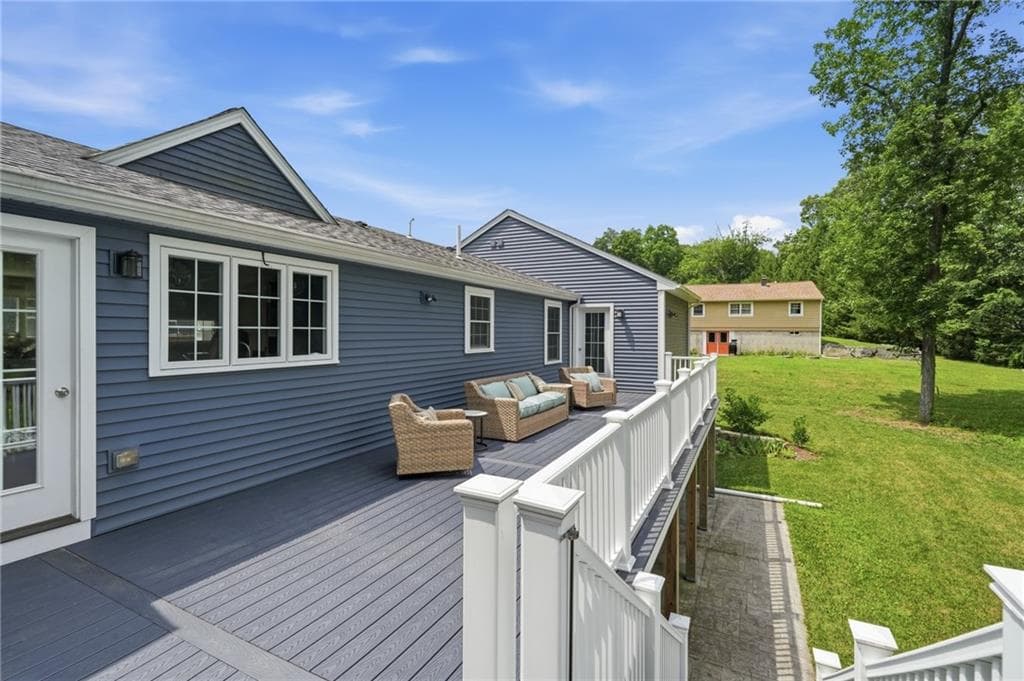 10 Stirling Drive photo 44