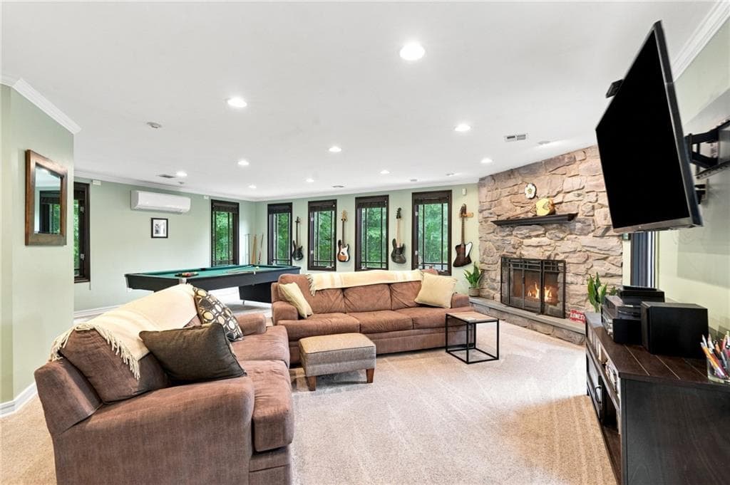 Single Family Residence at 321 Cooper Hill Road, Burrillville, photo 4 of 49