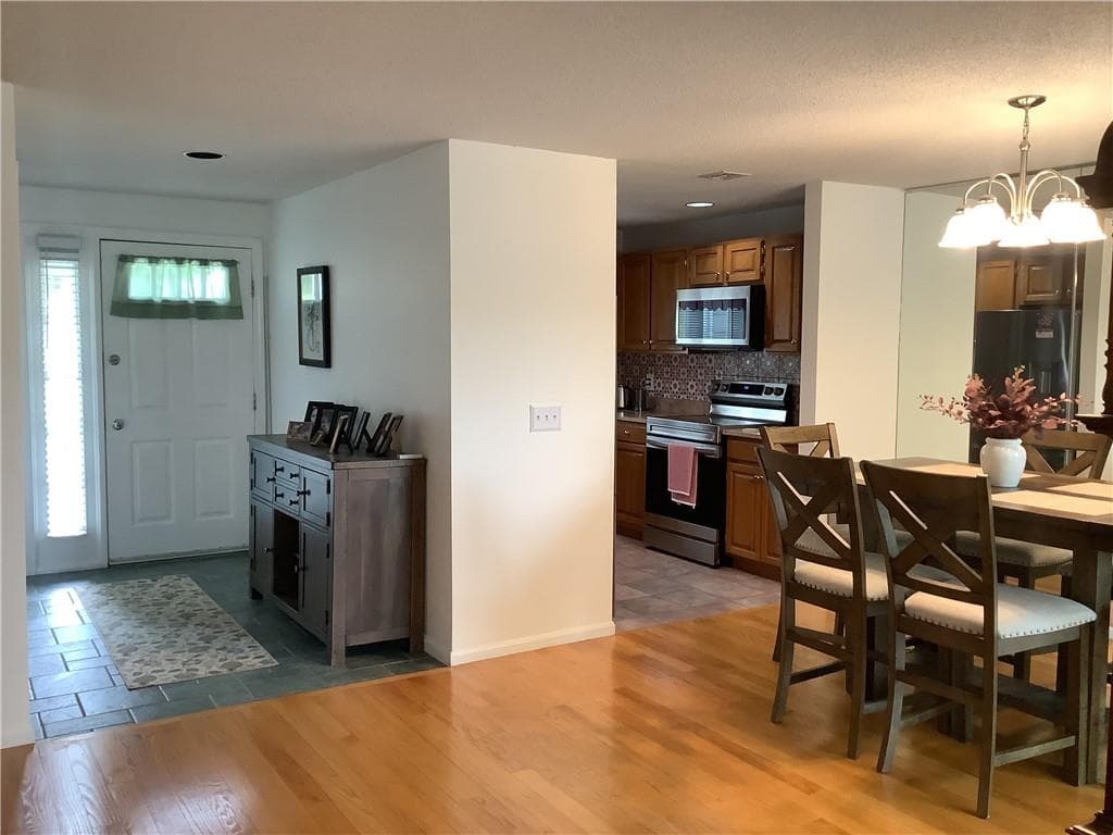 Condominium at 9 Fairway Lane UNIT 9, Blackstone, photo 7 of 18