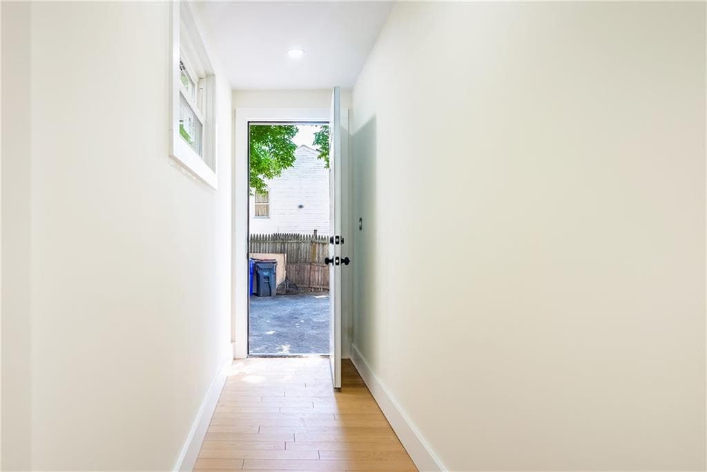 112 Hendrick Street photo 17