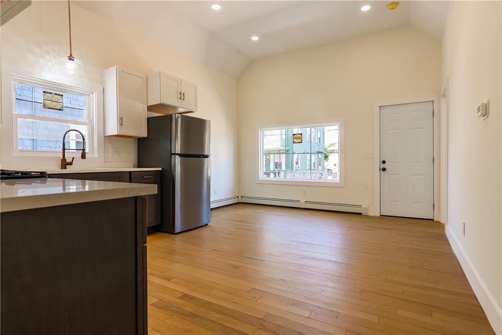 112 Hendrick Street photo 7