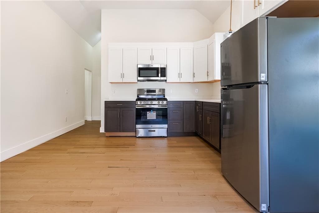 112 Hendrick Street photo 3