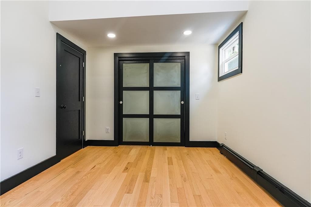 112 Hendrick Street photo 14