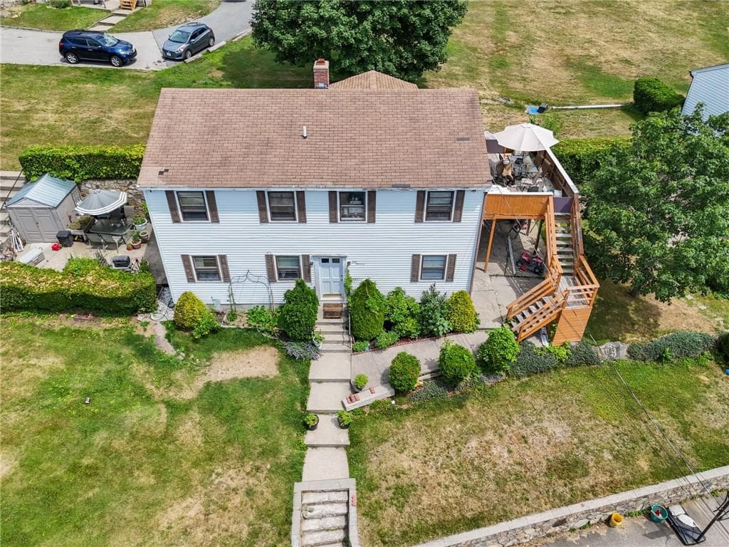 90 Monson Street photo 13