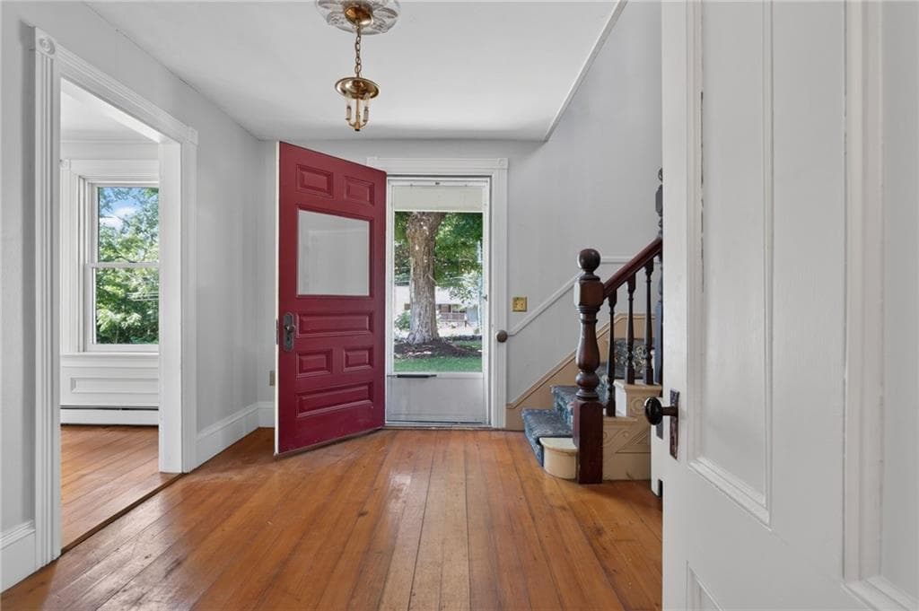 225 Scott Road photo 6