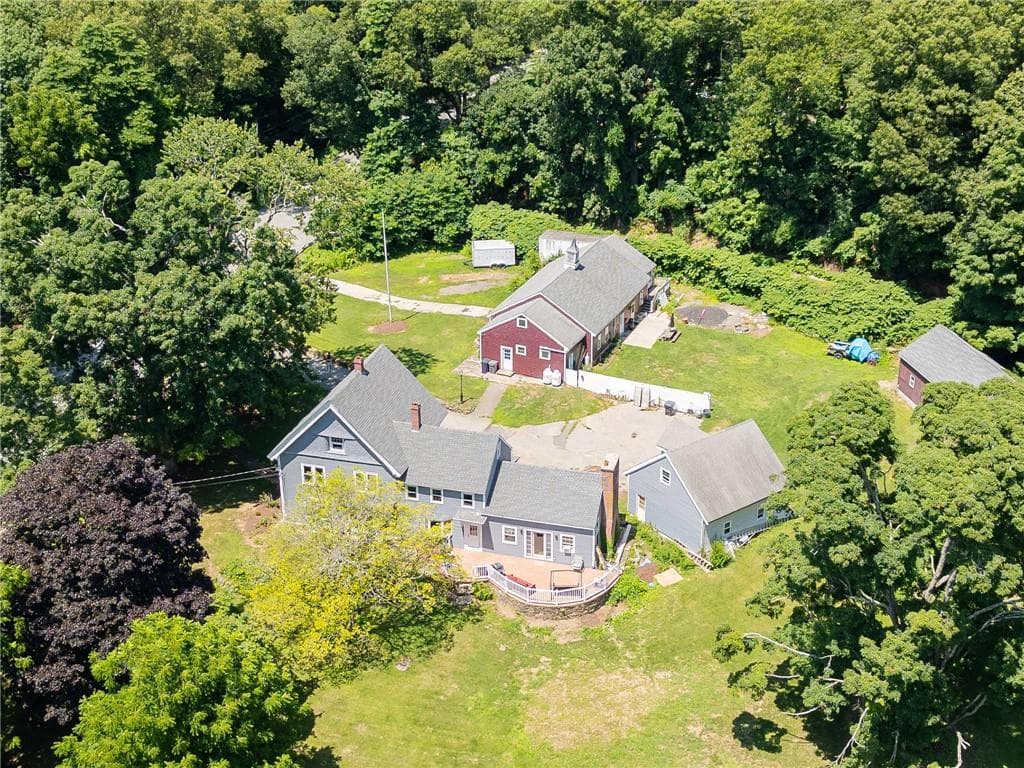 225 Scott Road photo 43