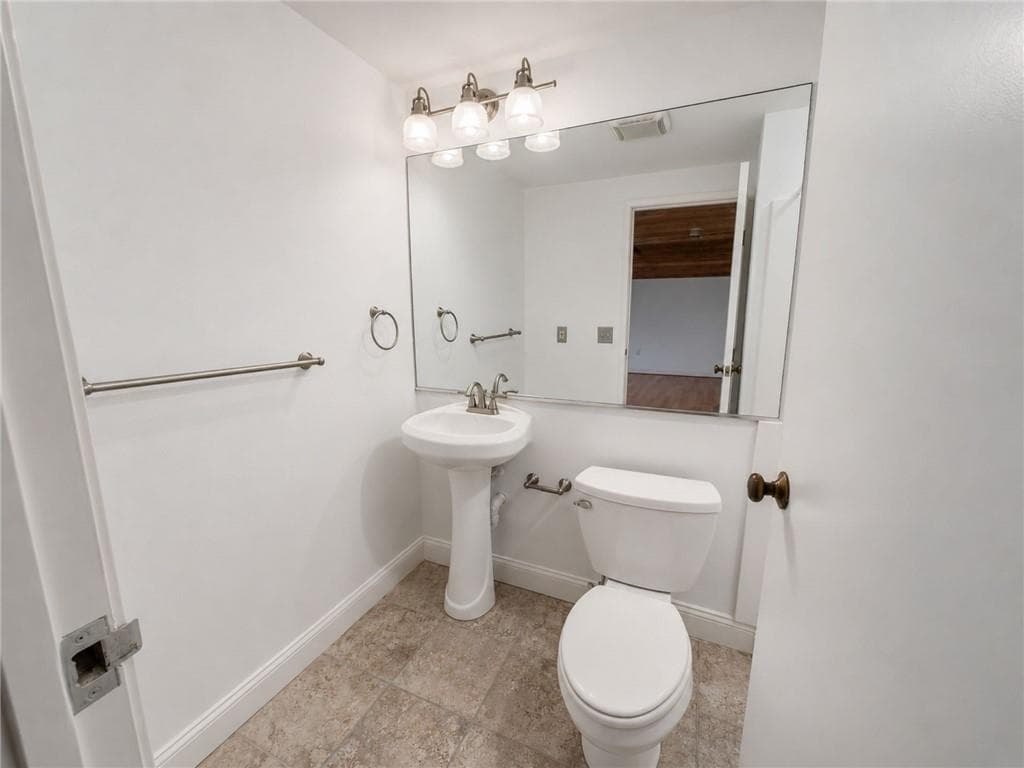 494 Woonasquatucket Avenue UNIT 414 photo 27