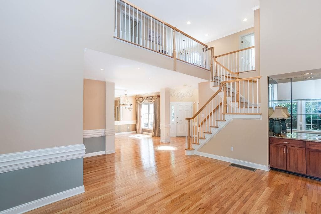 20 Sanctuary Drive photo 3