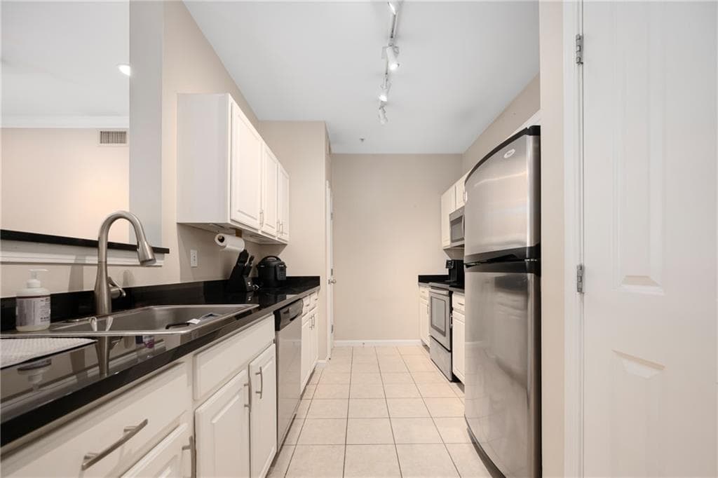 Condominium at 1000 Providence Place UNIT 374, Providence, photo 6 of 35