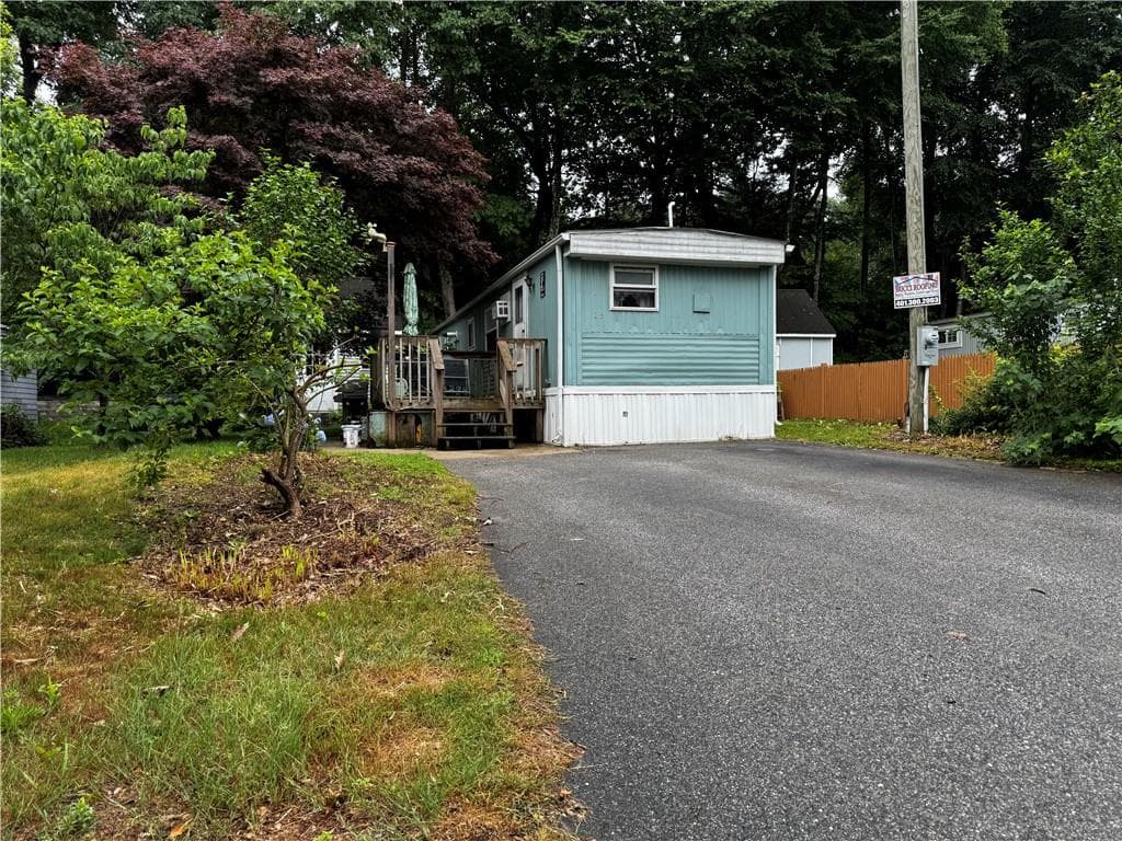 23 WOODRIDGE Drive photo 3