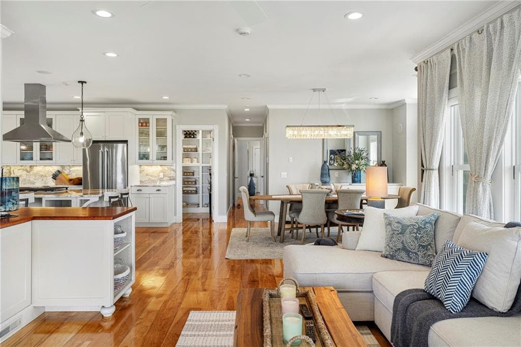 Single Family Residence at 37 Coast Guard Avenue, South Kingstown, photo 12 of 50