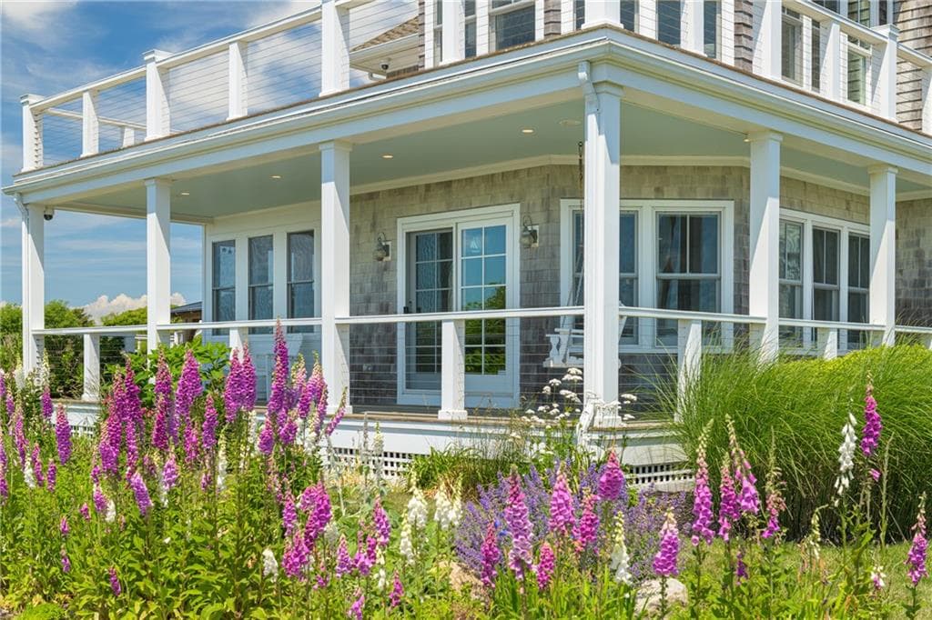 Single Family Residence at 37 Coast Guard Avenue, South Kingstown, photo 7 of 50