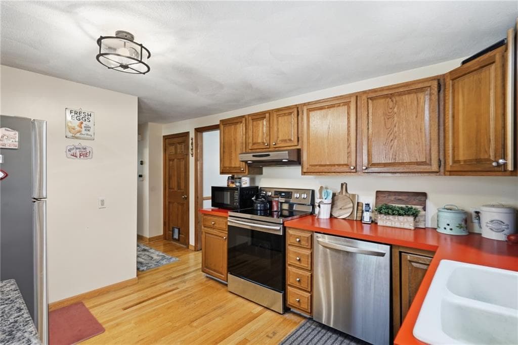 Single Family Residence at 5675 Flat River Road, Coventry, photo 14 of 39