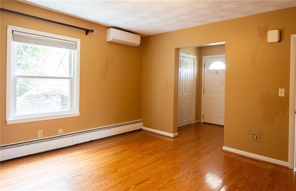 71 Roland Street photo 12