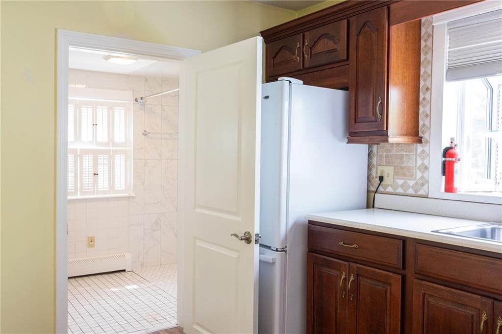 71 Roland Street photo 18