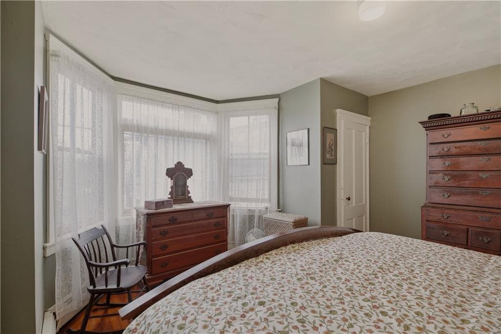 Multi Family at 15 17 Dennison Street, Newport, photo 31 of 50