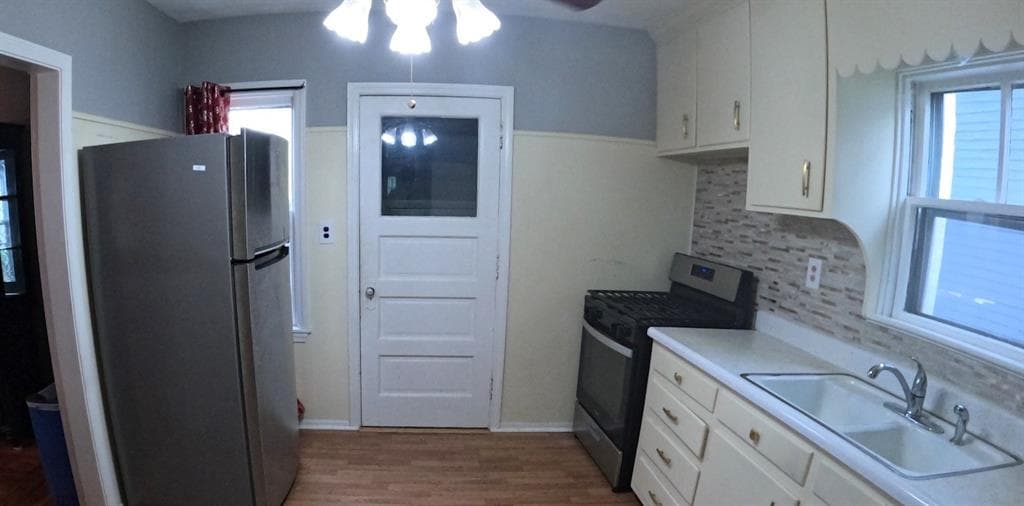 Single Family Residence at 91 Carolina Avenue, Providence, photo 9 of 12