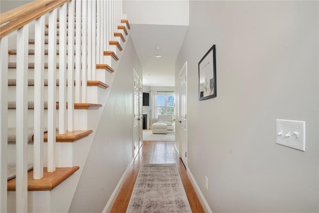 Condominium at 601 Hunting Hill Drive, Cumberland, photo 18 of 36