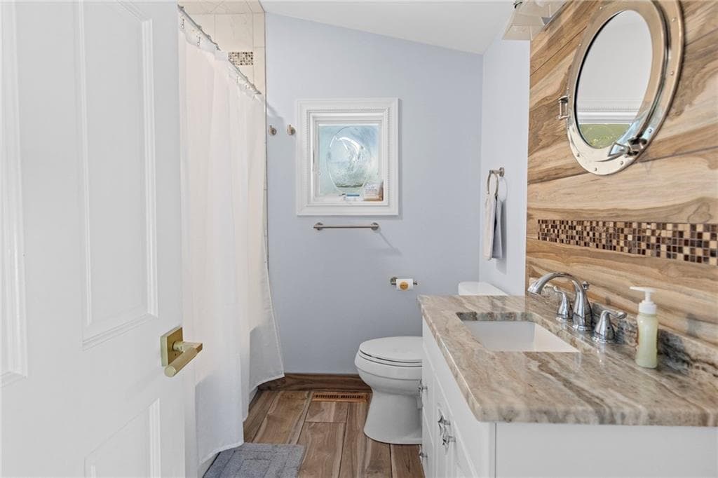 11 N Shore Street photo 20
