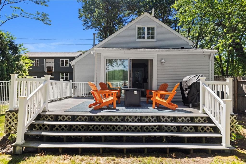11 N Shore Street photo 29