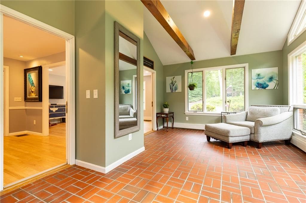 Single Family Residence at 20 Lincoln Drive, North Smithfield, photo 5 of 15