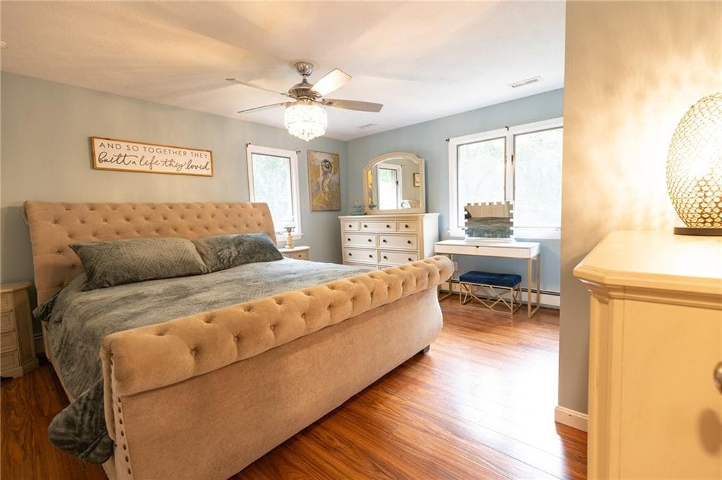 Single Family Residence at 20 Lincoln Drive, North Smithfield, photo 9 of 15