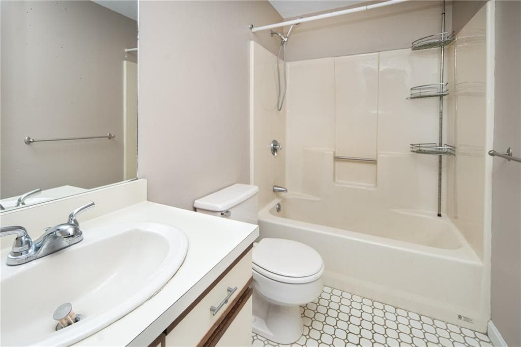 161 West Shore Road UNIT C5 photo 18