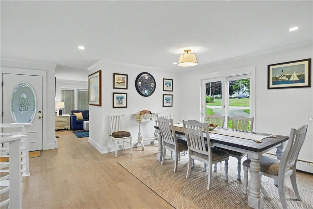 20 Roxbury Road photo 13