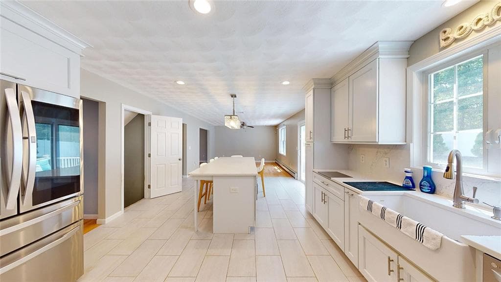 10 Kiley Way photo 4