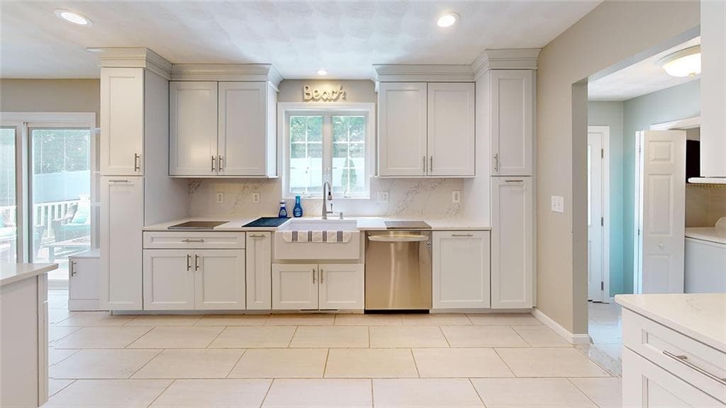 10 Kiley Way photo 8